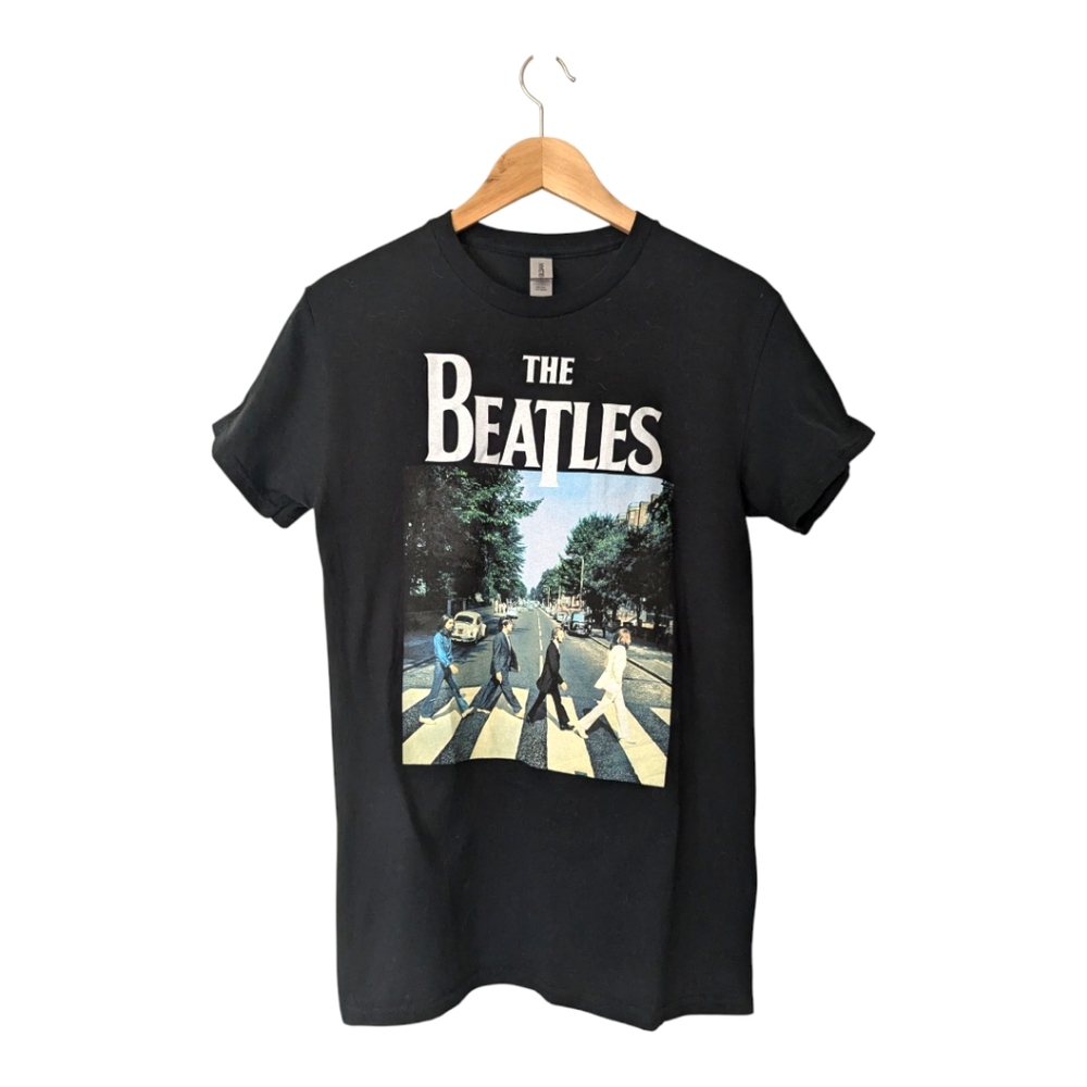 🖤 The Beatles Abbey Road on 100% Cotton Gildan T-shirt, S